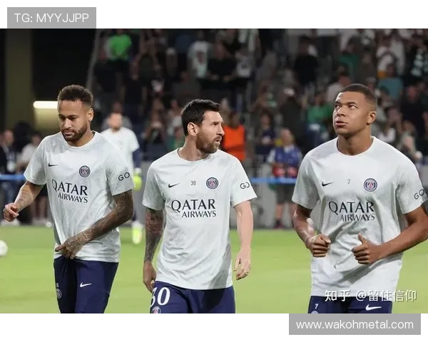 巴黎圣日耳曼迎战劲敌 展现无畏精神与冠军实力的巅峰对决