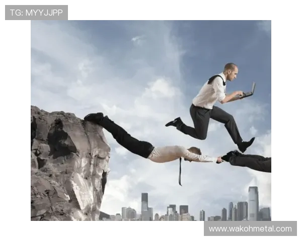 篮球技巧与战术全面解析，提升个人能力与团队协作的实战指南