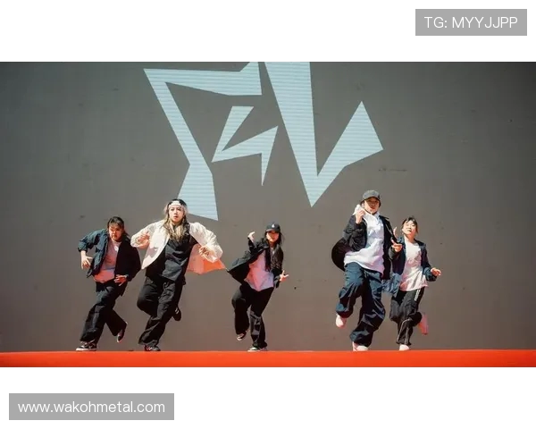 热议街舞：深圳街舞队的团队协作变革