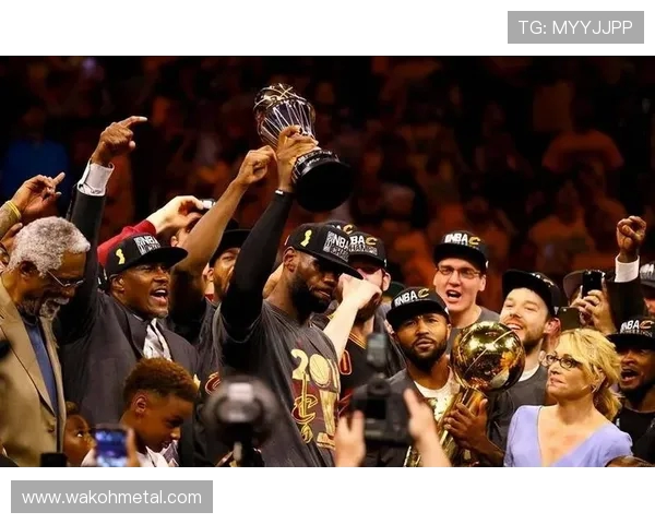 2017年勇士与马刺的激烈对决回顾与分析