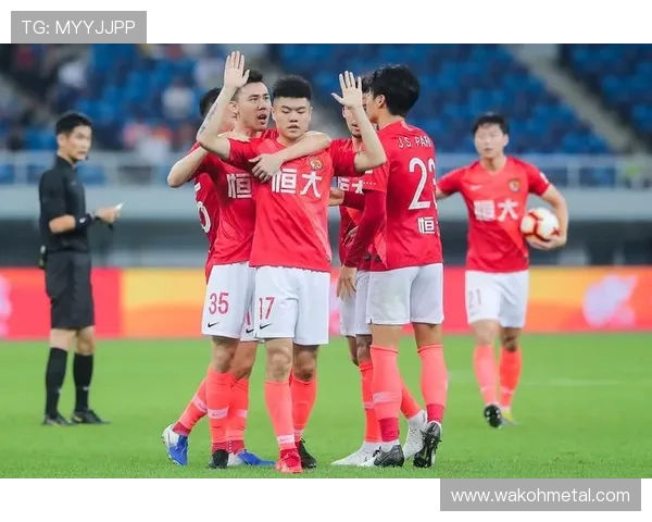 28轮泰达迎战恒大争夺关键三分全力以赴展现球队实力与斗志