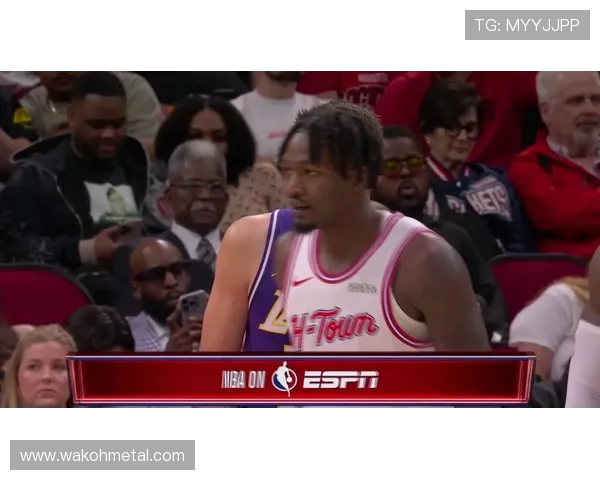 公牛与湖人精彩对决回放分析全场亮点与关键时刻回顾