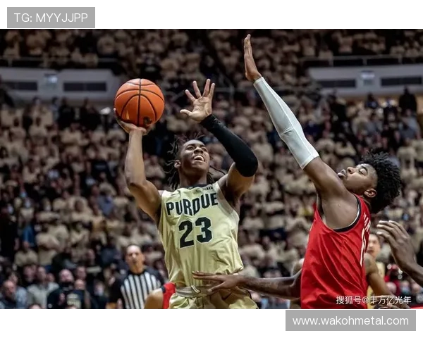 杰登艾维的崛起之路：从大学篮球新星到NBA未来之星的精彩旅程